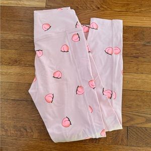Victoria’s Secret pink peach leggings